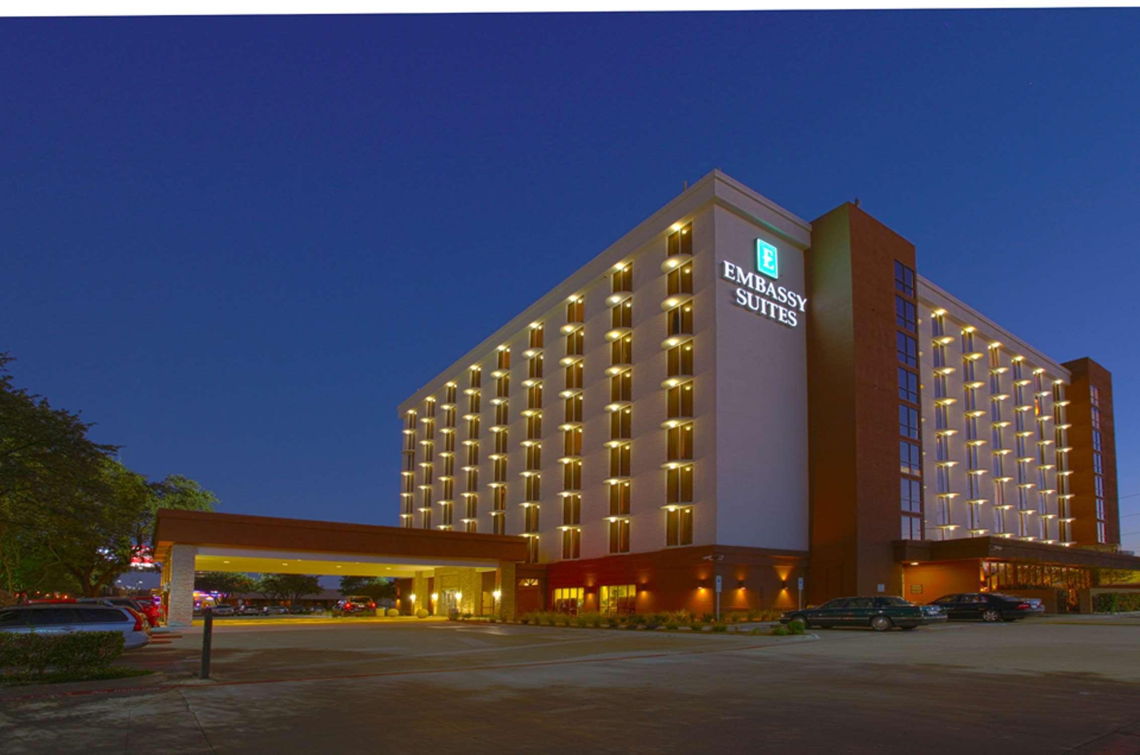 Embassy Suites By Hilton Dallas Market Center Екстер'єр фото